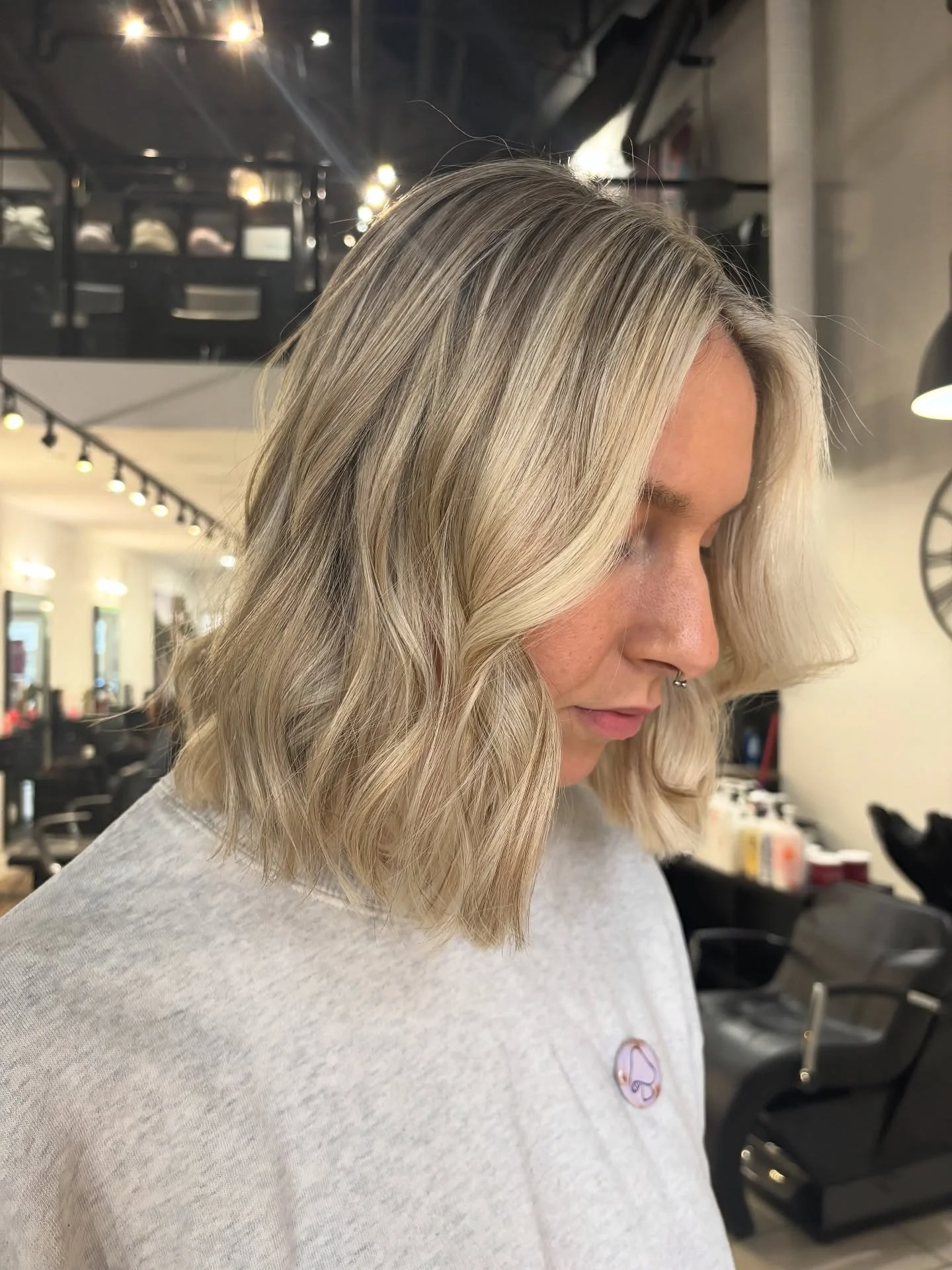 Sometimes a fresh cut is the reset you didn&rsquo;t know you needed. Light, airy, and effortless. 🤍