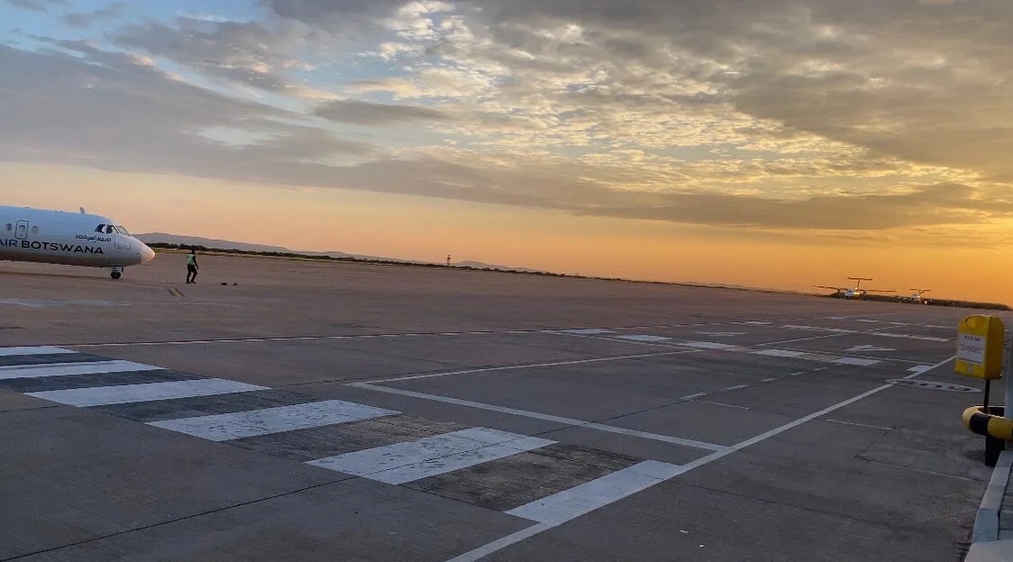 Early flight to Orapa mine to see rocks born at the dawn of time.  #botswanachronicles