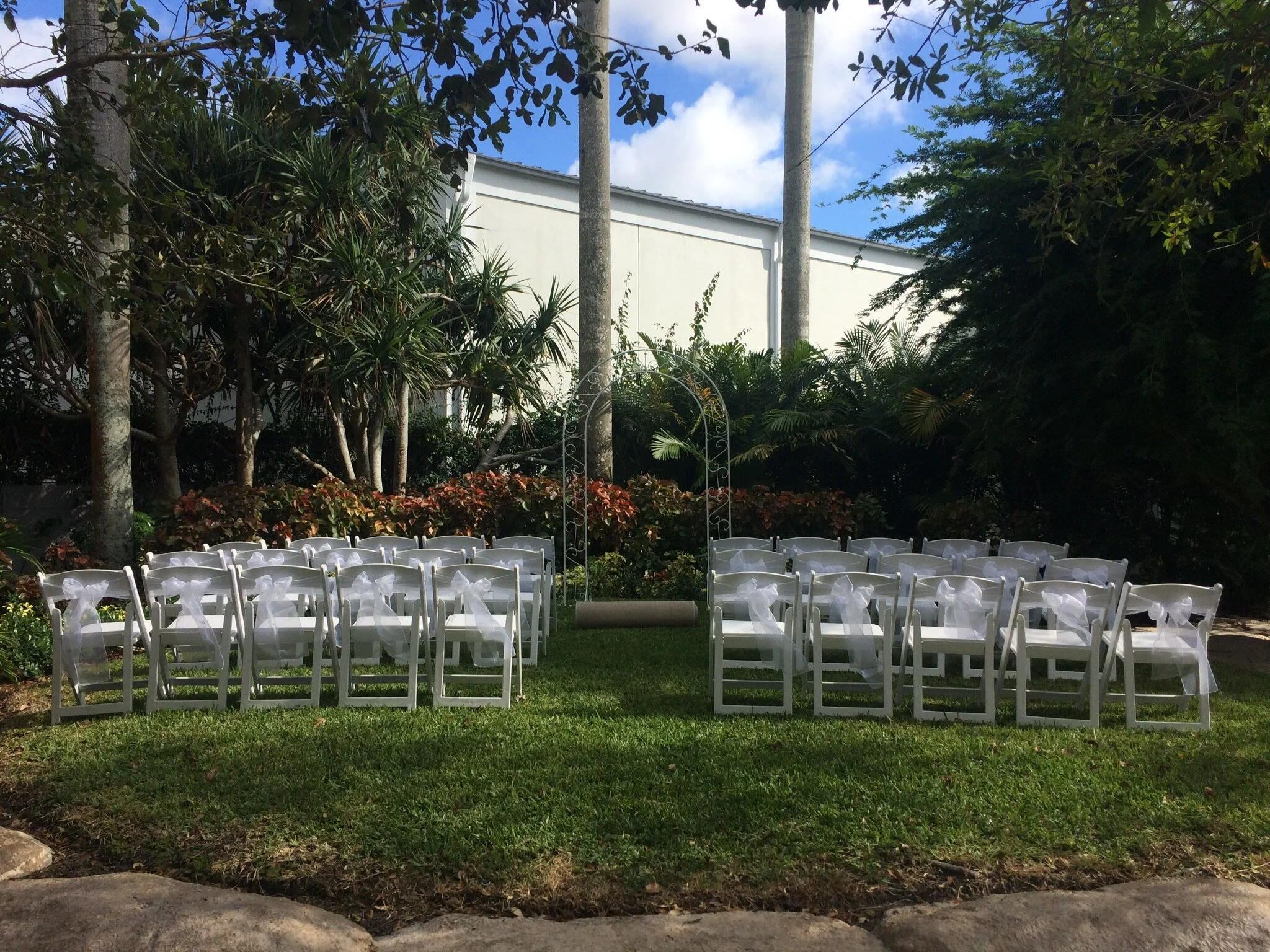 Absolute Event Rentals 561 792-8510