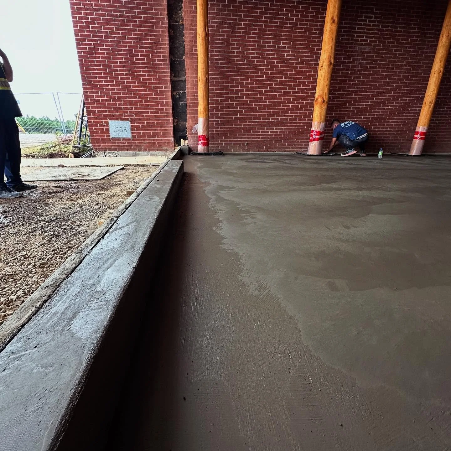 Curb poured with slab #ottawaconstruction #ottawacontractors #worldofconcrete