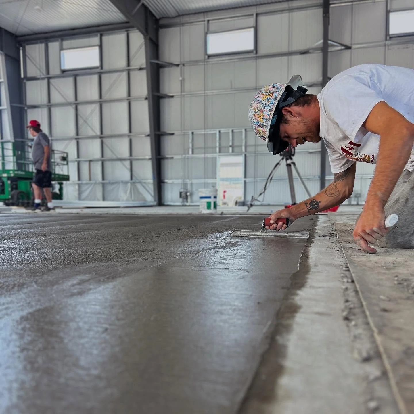 Great edges with a great crew!
#ssstampedconcrete and #bluecollarconcrete

#ottawaconstruction #ottawaconcrete #ottawarealestate