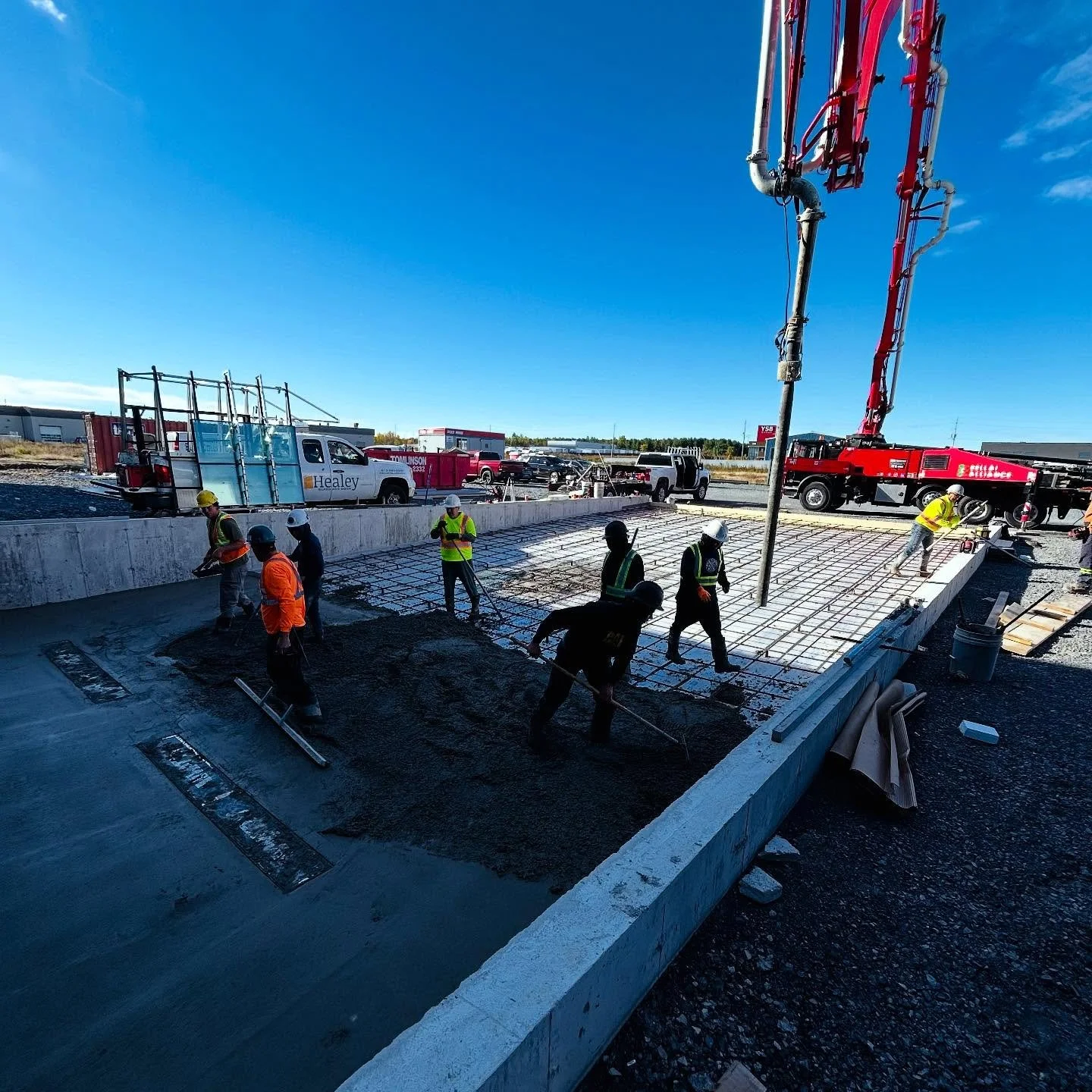 The final blitz before winter 🍁🍂 #ottawaconstruction #ottawacontractor