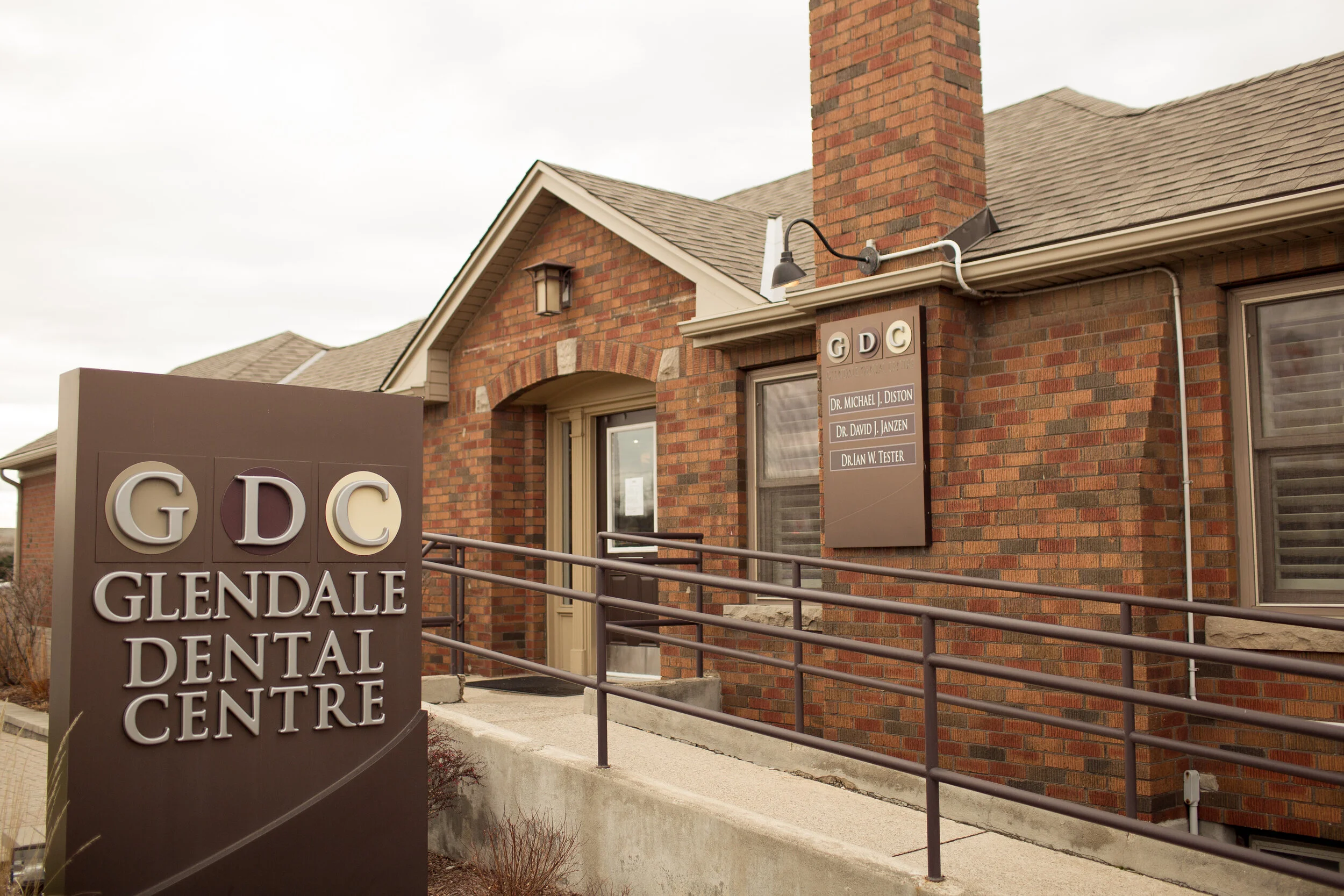 About — Glendale Dental Centre