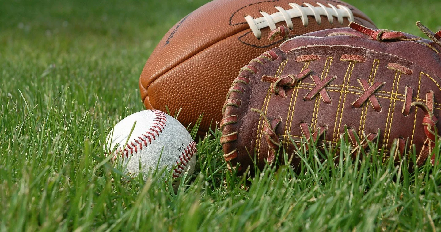 The Bears have a bye week, but we've still got a ton of football to watch + playoff baseball. The Yankees take on the Blue Jays at 3:08 p.m. and the Tigers battle the Mariners at 7:03 p.m. $12 Miller/Coors pitchers, $5 Skrewball/Fireball + our daily 
