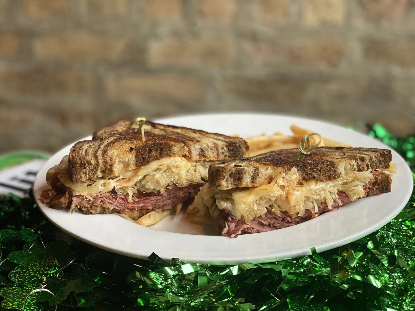 Heads up: we're celebrating St. Patrick's Day March 14 through 17 with Loaded Potato Soup, a Corned Beef Reuben Sandwich, and of course, Guinness drafts, Irish Whiskey and green beer! Slainte! 
📷TLM