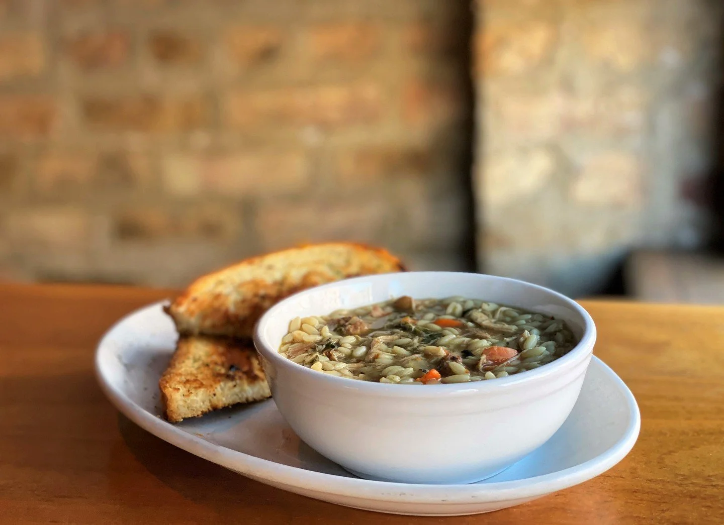 Current Soup of the Day: Italian Wedding Soup with meatballs, carrots, acine de pepe pasta, kale and Romano cheese. Served with garlic bread. While supplies last! 

📸TLM