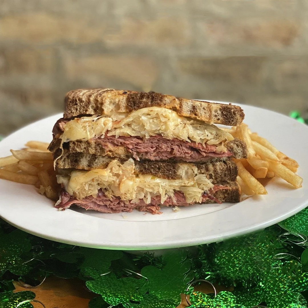 St. Patrick's Day celebration Sunday Funday edition! Come on through for Loaded Potato Soup, a Corned Beef Reuben Sandwich + Guinness, green beer, Irish Whiskey and more! We're open at 11 a.m. - Slainte! 

📸TLM