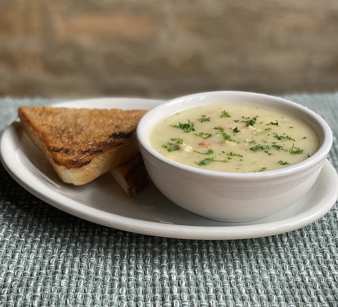 Current soup of the day: Chicken &amp; Dumpling with chicken breast, drop dumplings, carrots, celery, chicken broth and fresh parsley. Served with garlic bread.  While supplies last! 
.
.
.
.
.
(pic: TLM) #chicagofunauthority #chicago #chicagobars #c