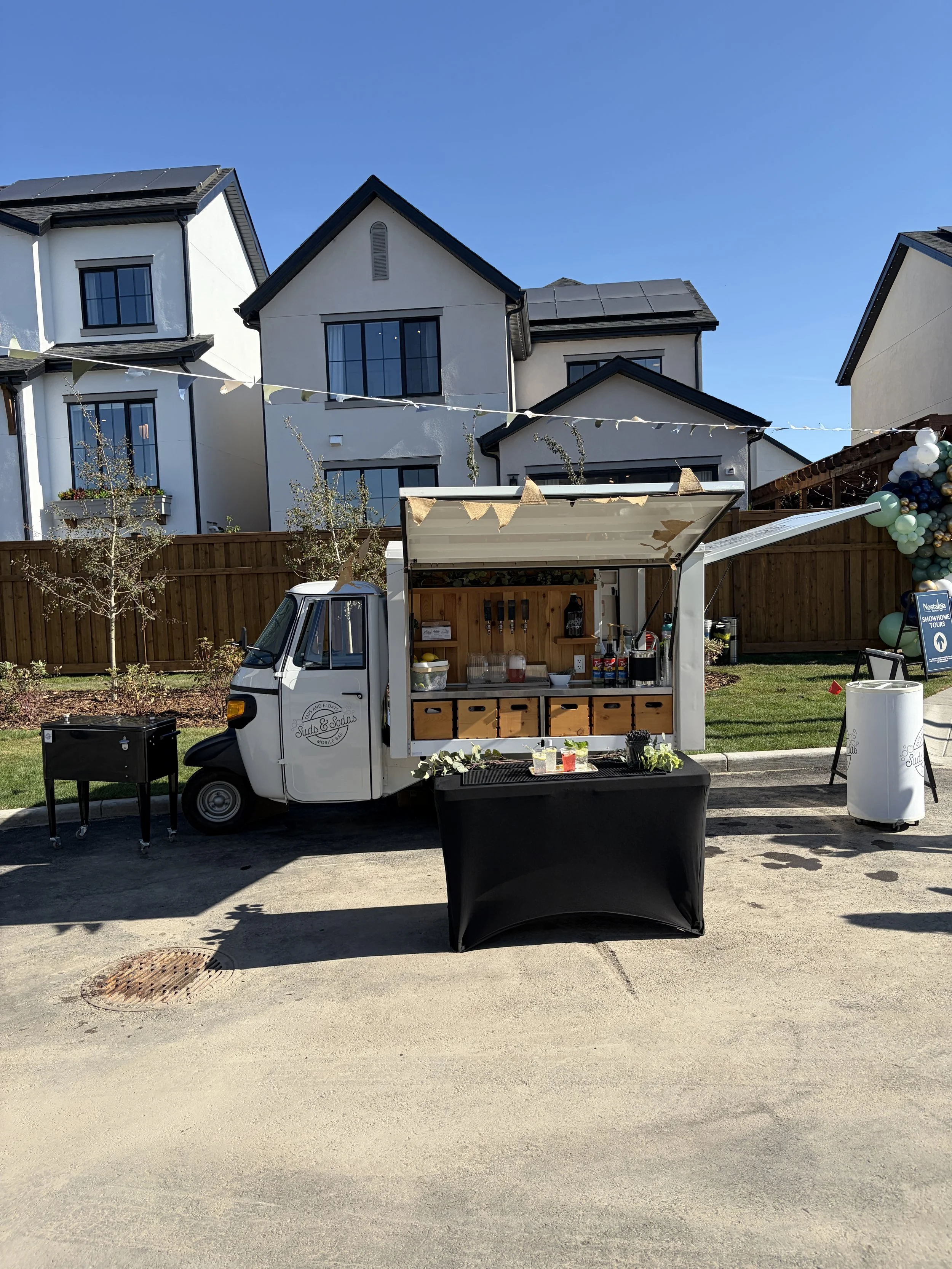 Suds & Sodas Piaggio Apé Nostalgia Grand Opening