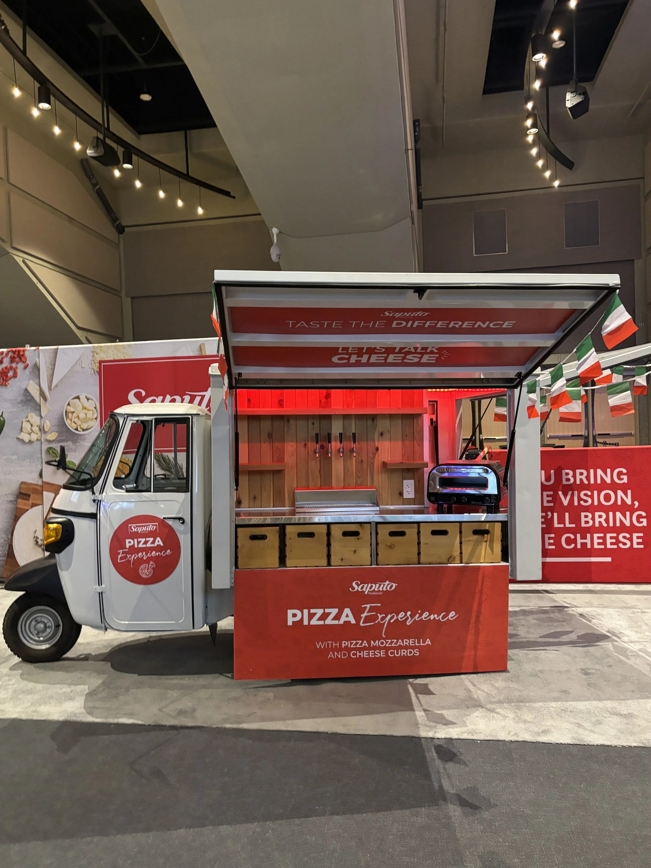 Suds & Sodas Piaggio Apé Saputo.jpg