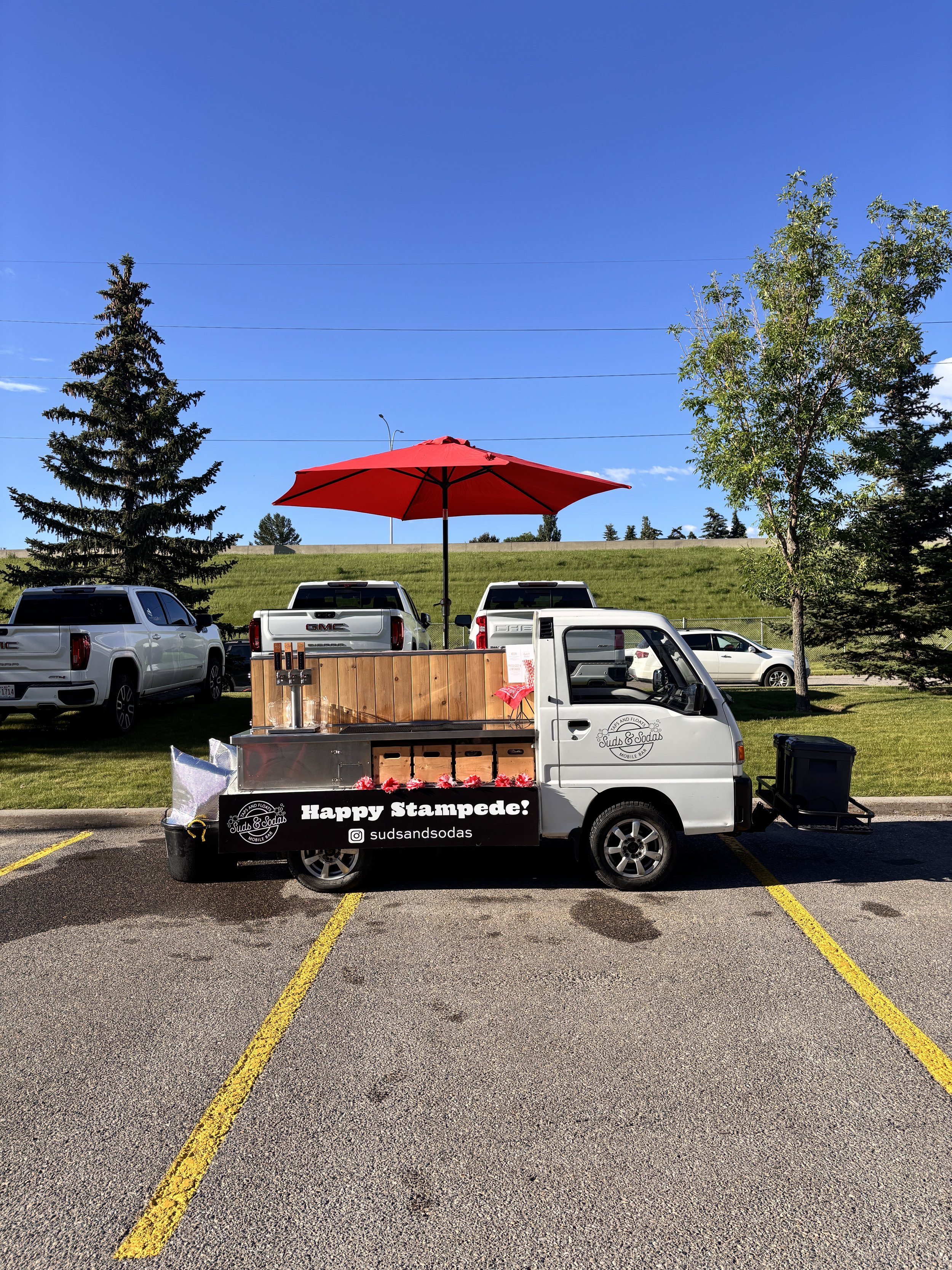 Suds & Sodas Sambar Beverage Truck Stampede 2026.