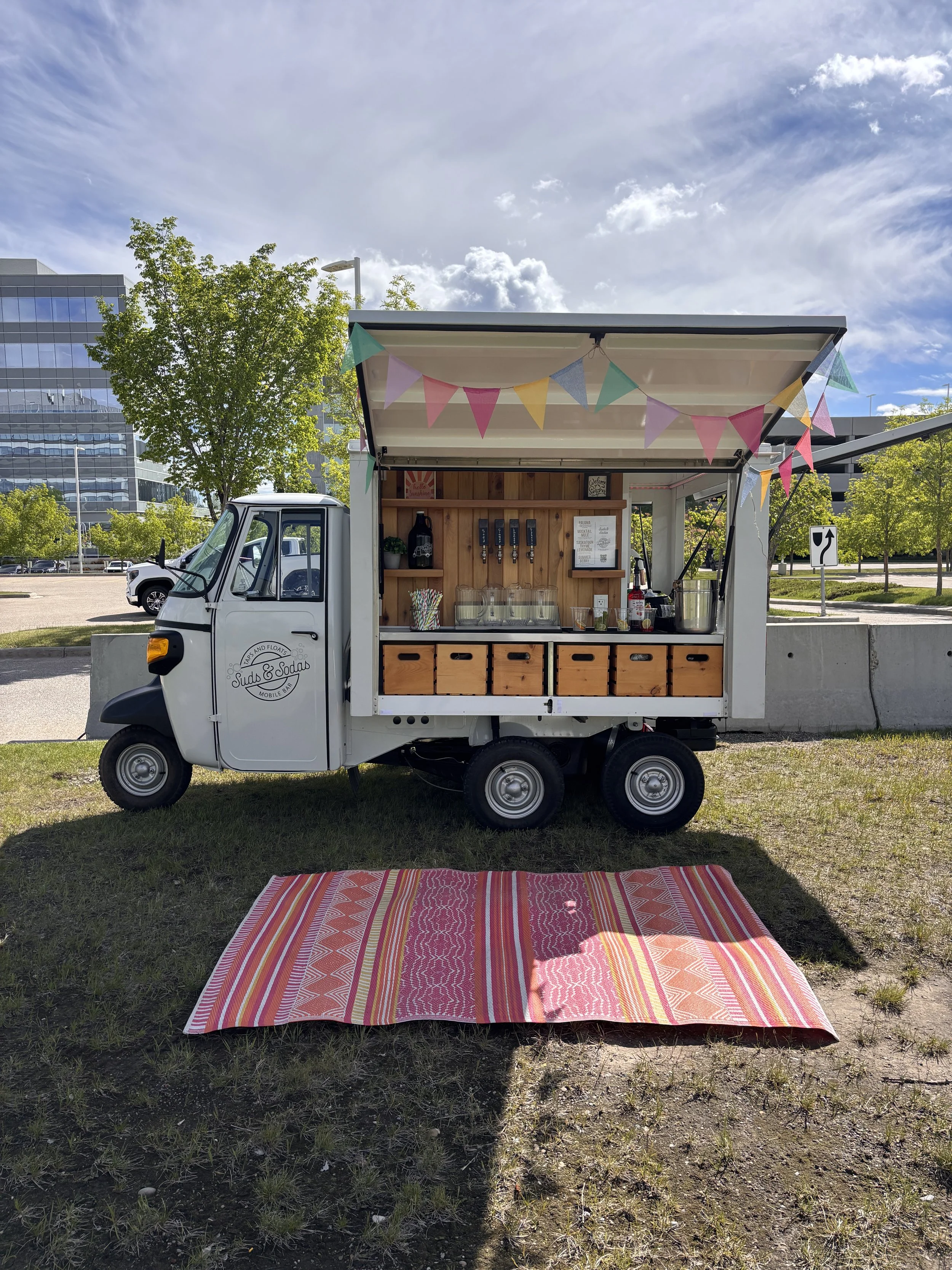 Suds & Sodas Picnic in the Park Westmount Campus