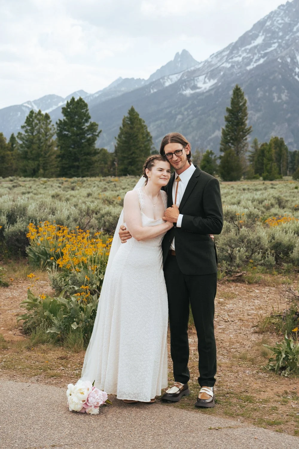 wedding at Mountain View turnout in Grand Teton