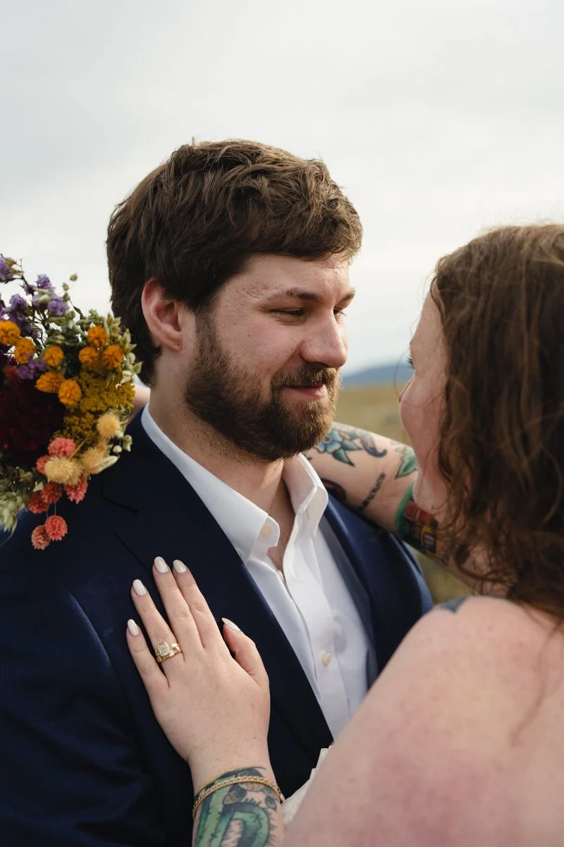 snake river overlook wedding photos groom