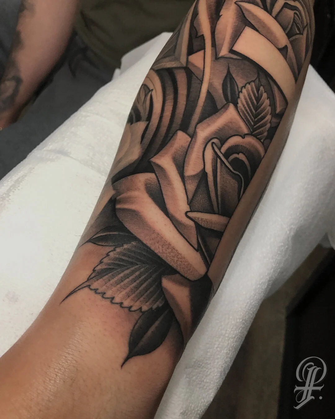 ROSE_DETAIL.jpg