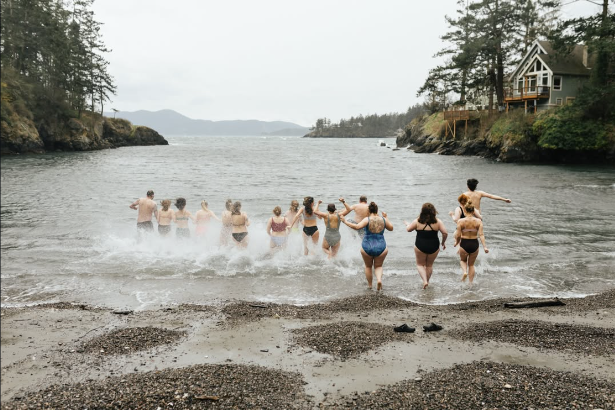 Orcas_Doe Bay_experience_1.png