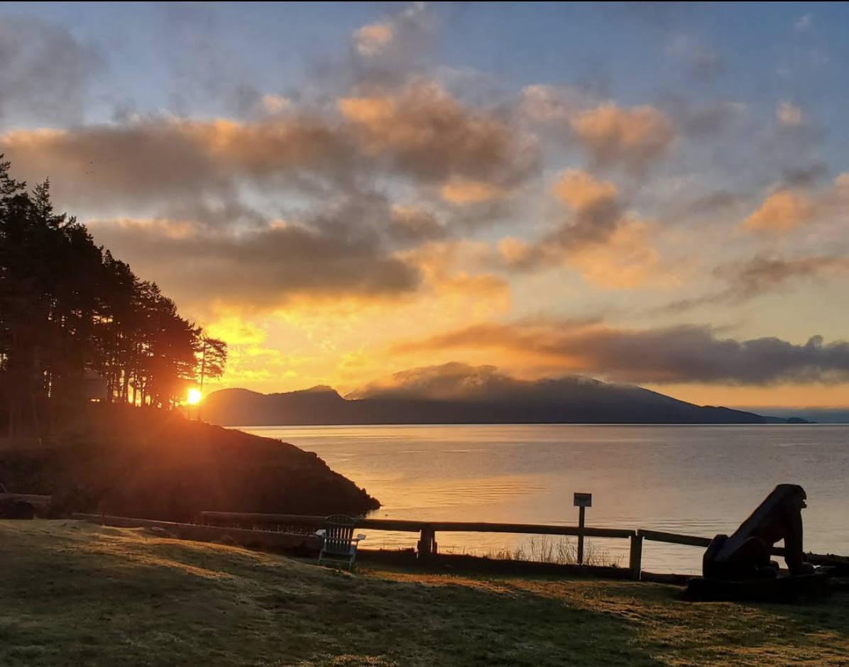 Orcas_Doe Bay_property 7.png