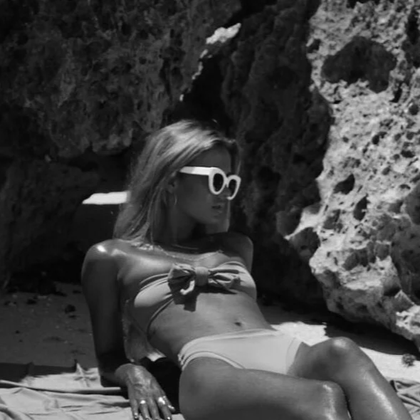 9012DA92-467C-4359-8BB6-F61B361072C2