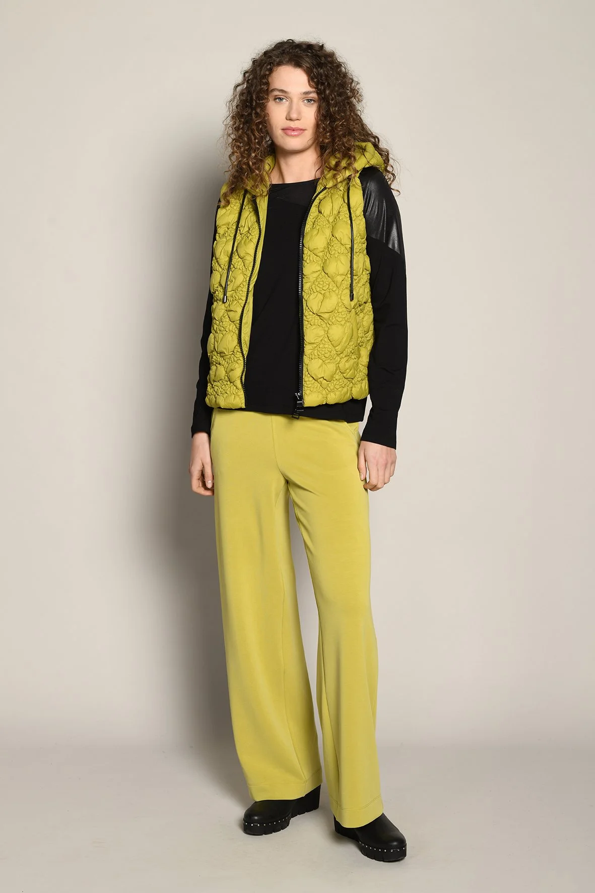 A&M by Simclan AW 2025_10x15cm_2562061_2515022_2506043-6.jpeg