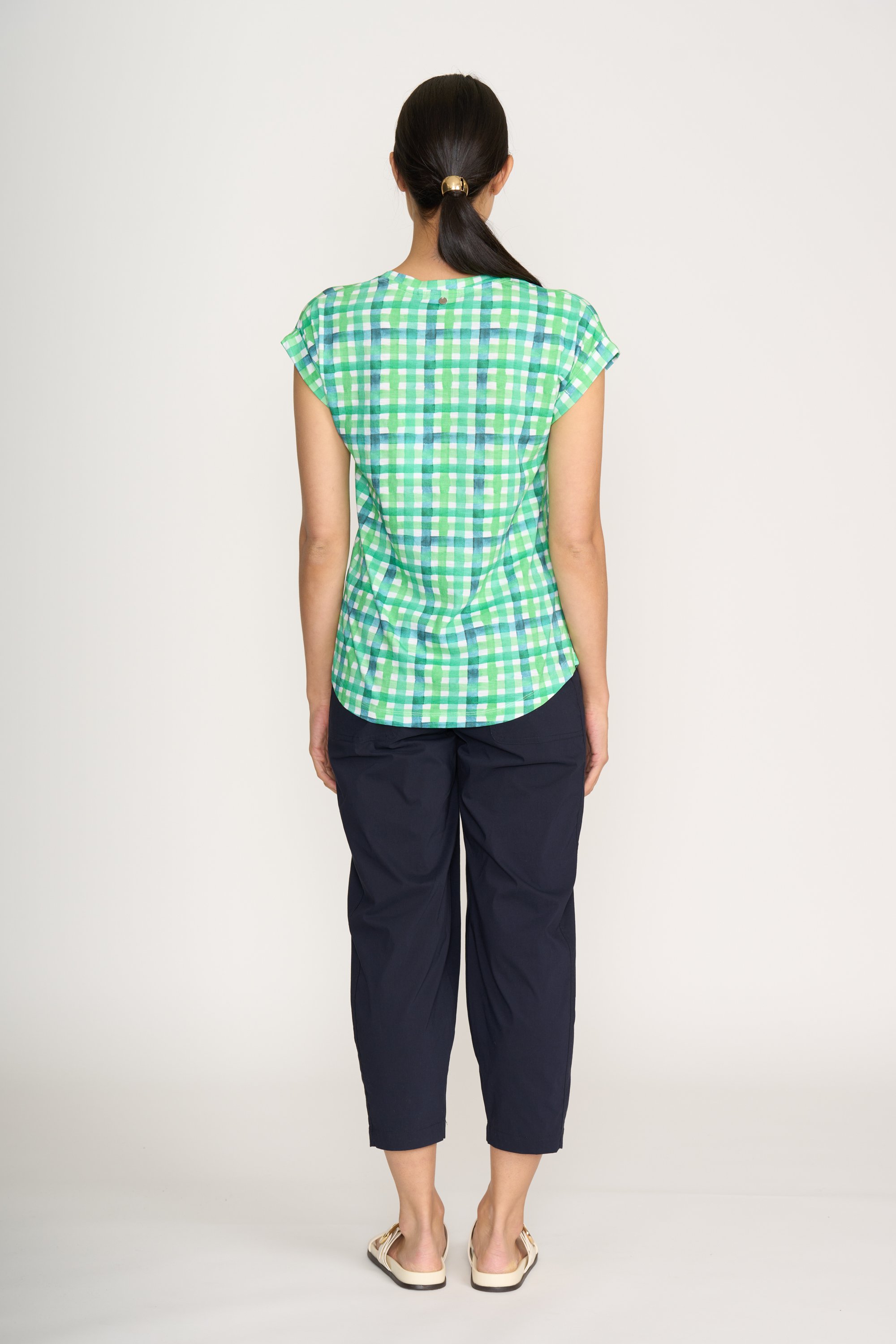 FO8173 EDGY, FO7833 TRUE NAVY (1).jpg