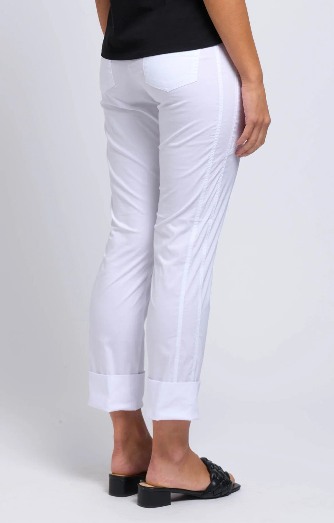 FO8005 WHITE (3).jpg