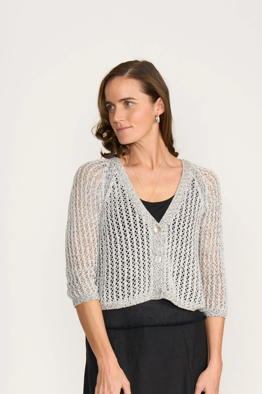 FO8195 BLACK WHITE (1).jpg