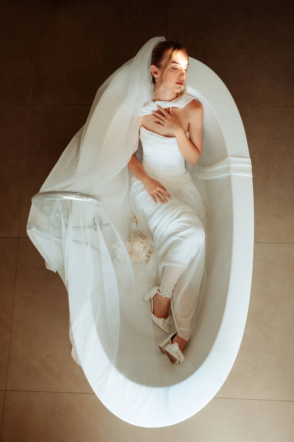 Préparatifs de la mariée, photographe de mariage à Paris