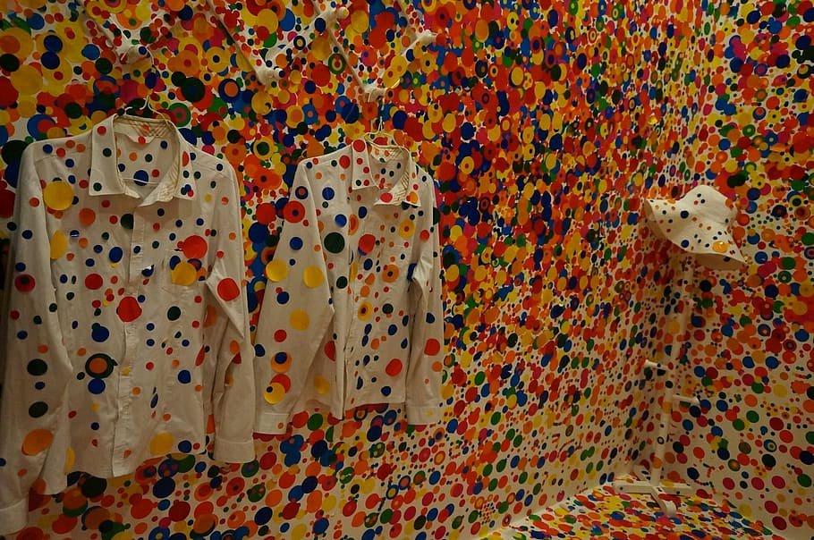 polka-dot-yayoi-kusama-art-gallery.jpg