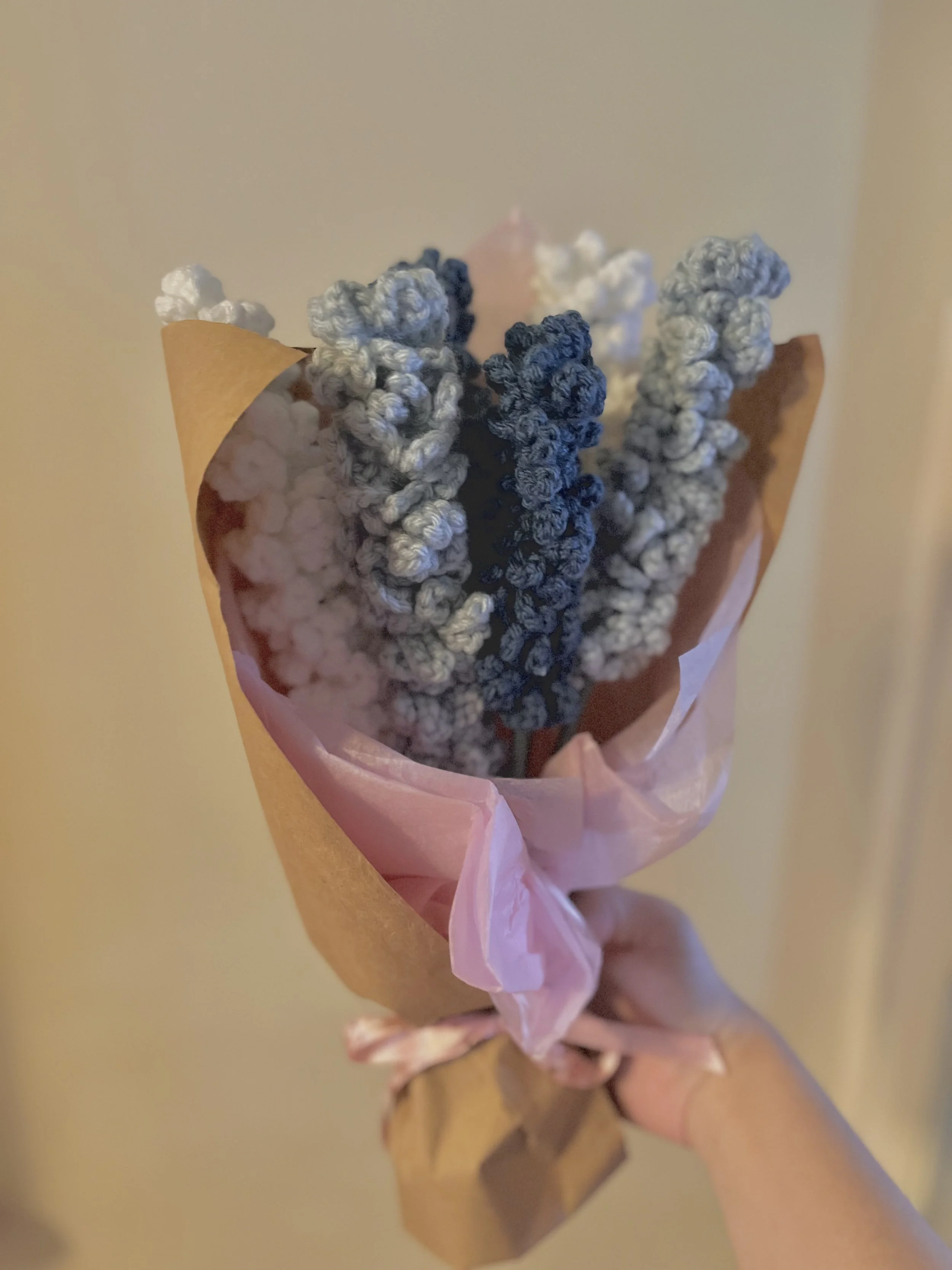  CROCHET LAVENDER BOUQUET