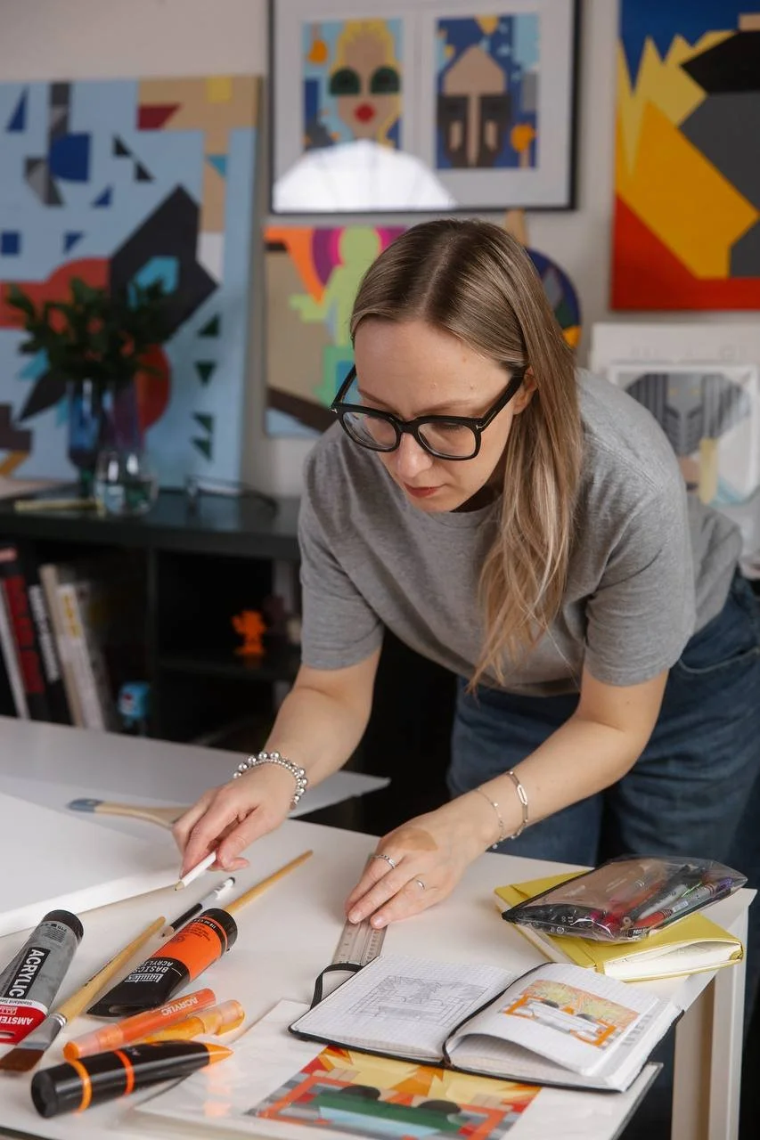 Dasha Wesel at work.JPG