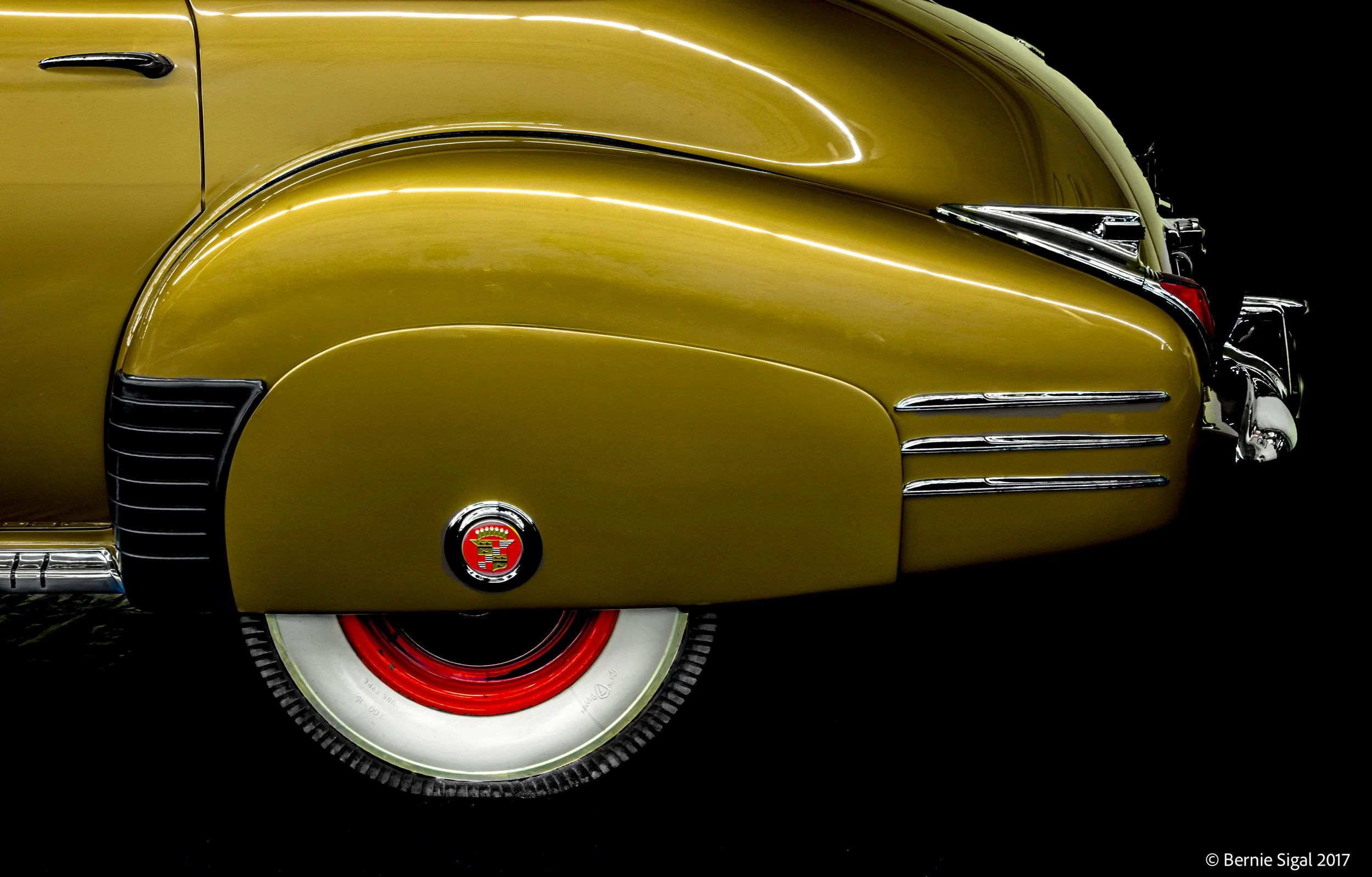 gold Cadillac_DSC2827-Edit-Edit.jpg