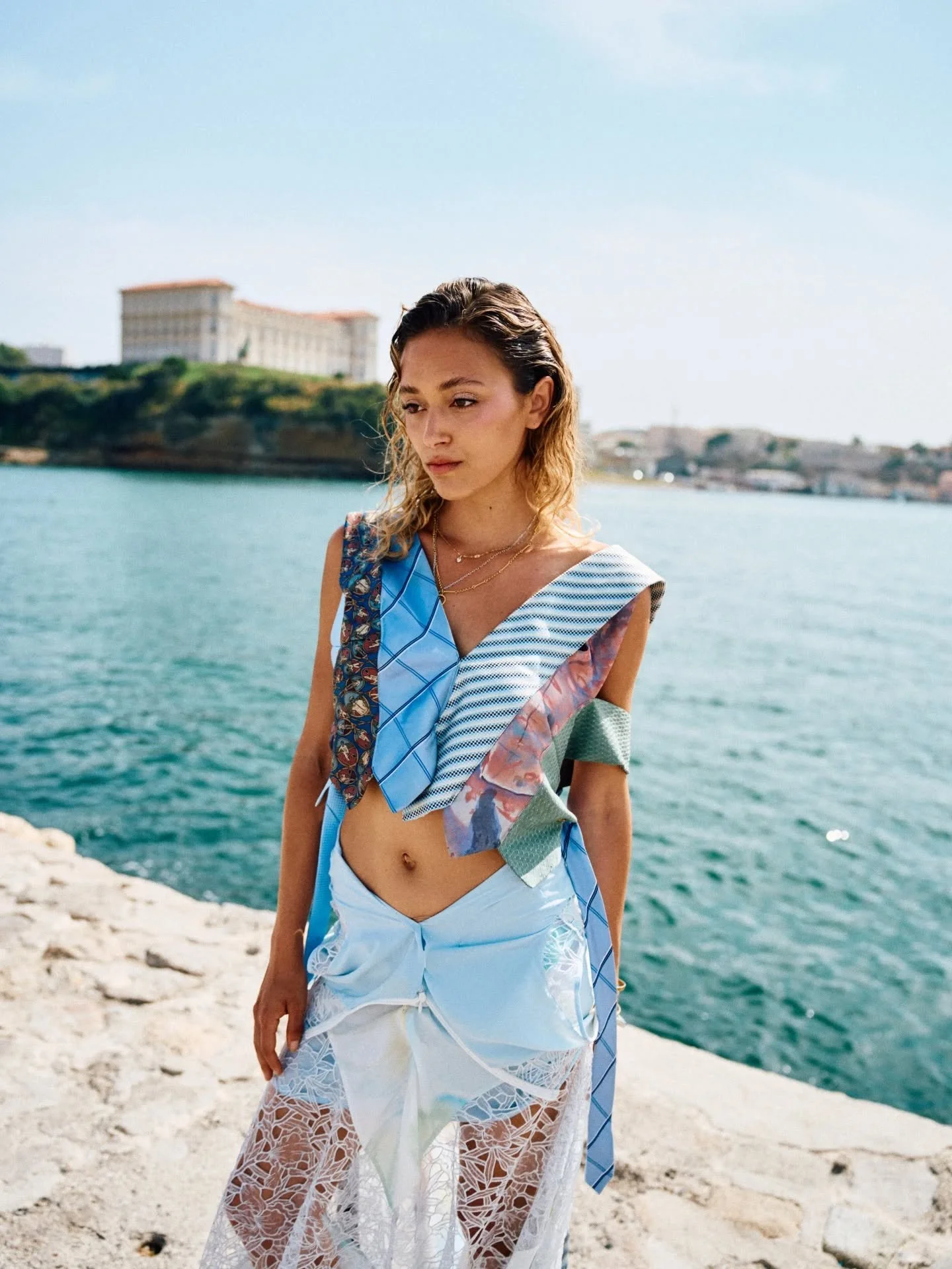 Retour sur le d&eacute;fil&eacute; de @sale_collections x @studio_paillette ☀️🌊

@slowfashionweekmarseille
@baga.collectif 

#d&eacute;fil&eacute; #mode #fashionphotography #fashionshow