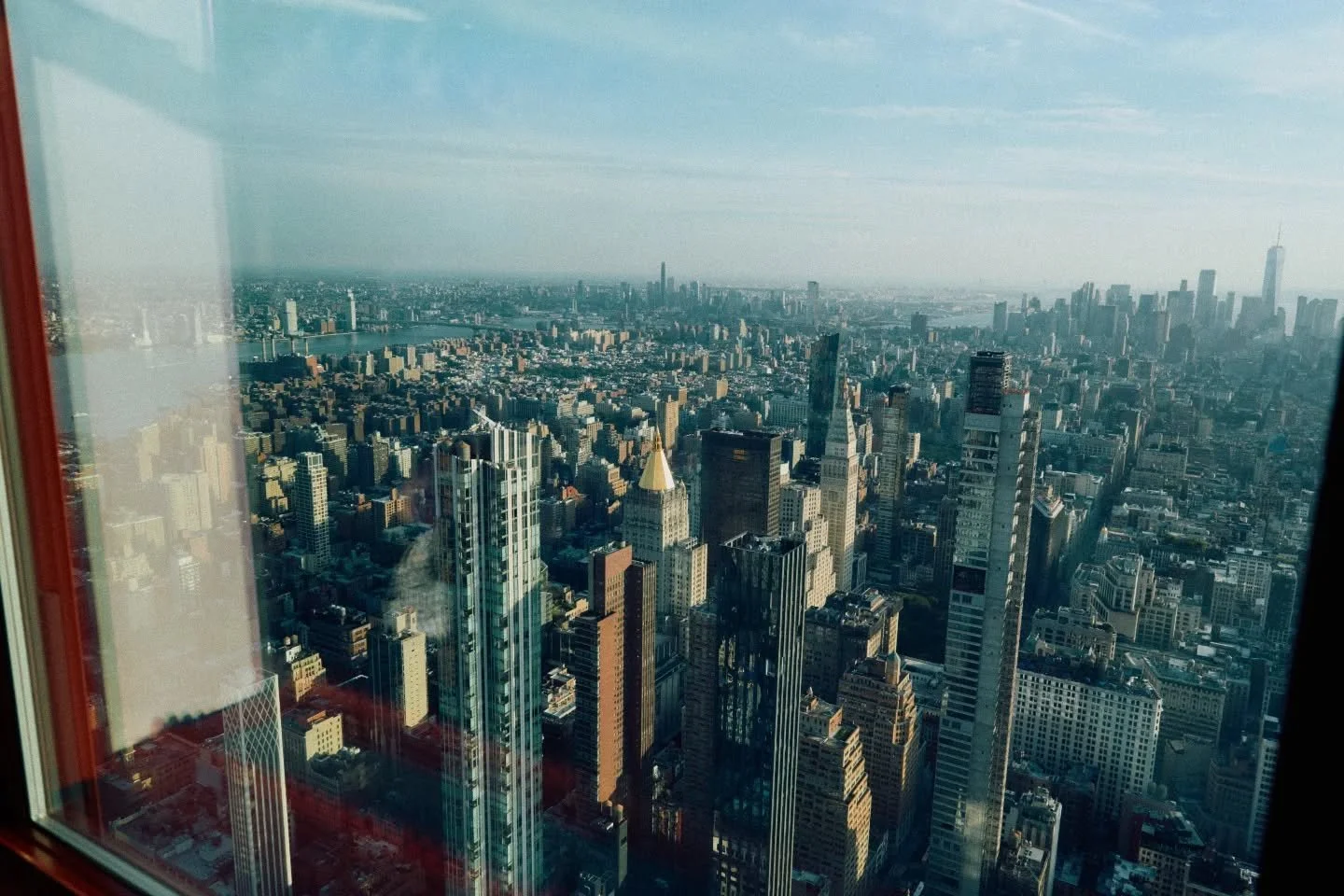 USA dump

1. New York par la fen&ecirc;tre 
2. Manif au Capitole 
3. OUT OF THE MOUNTAIN OF DESPAIR, A STONE OF HOPE
4. Washington Monument 
5. hotel room
6. Tous en rouge pour voir les Chutes 
7. The street of fun by the Falls 
8. Hi 
9. The New Yor