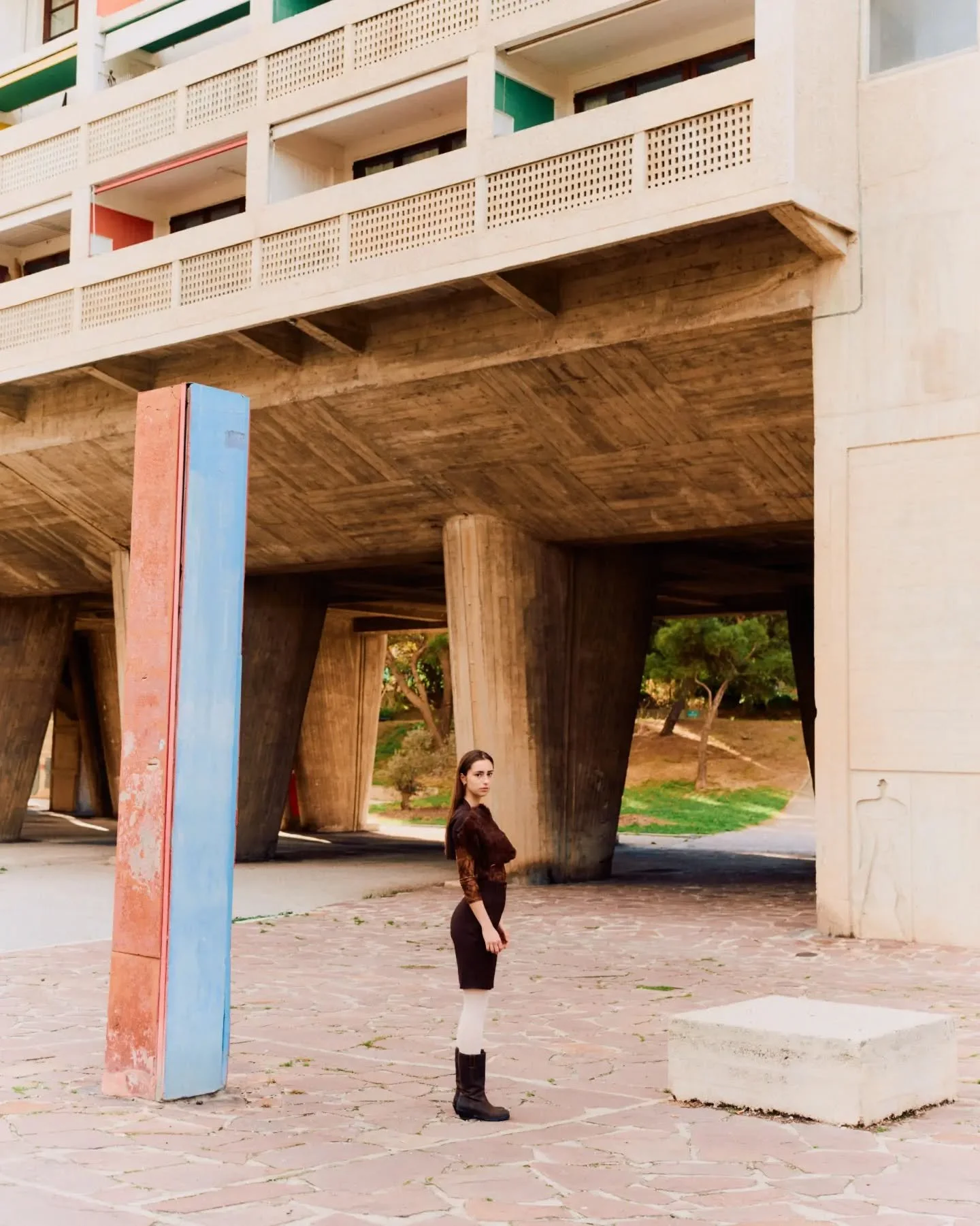 - LA CITE RADIEUSE -

Mod&egrave;le @loouise.ch 
Stylisme @sale_collections

@fondationlecorbusier

#fashionphotography #citeradieuse #lecorbusier #modelagency #architecturephotography