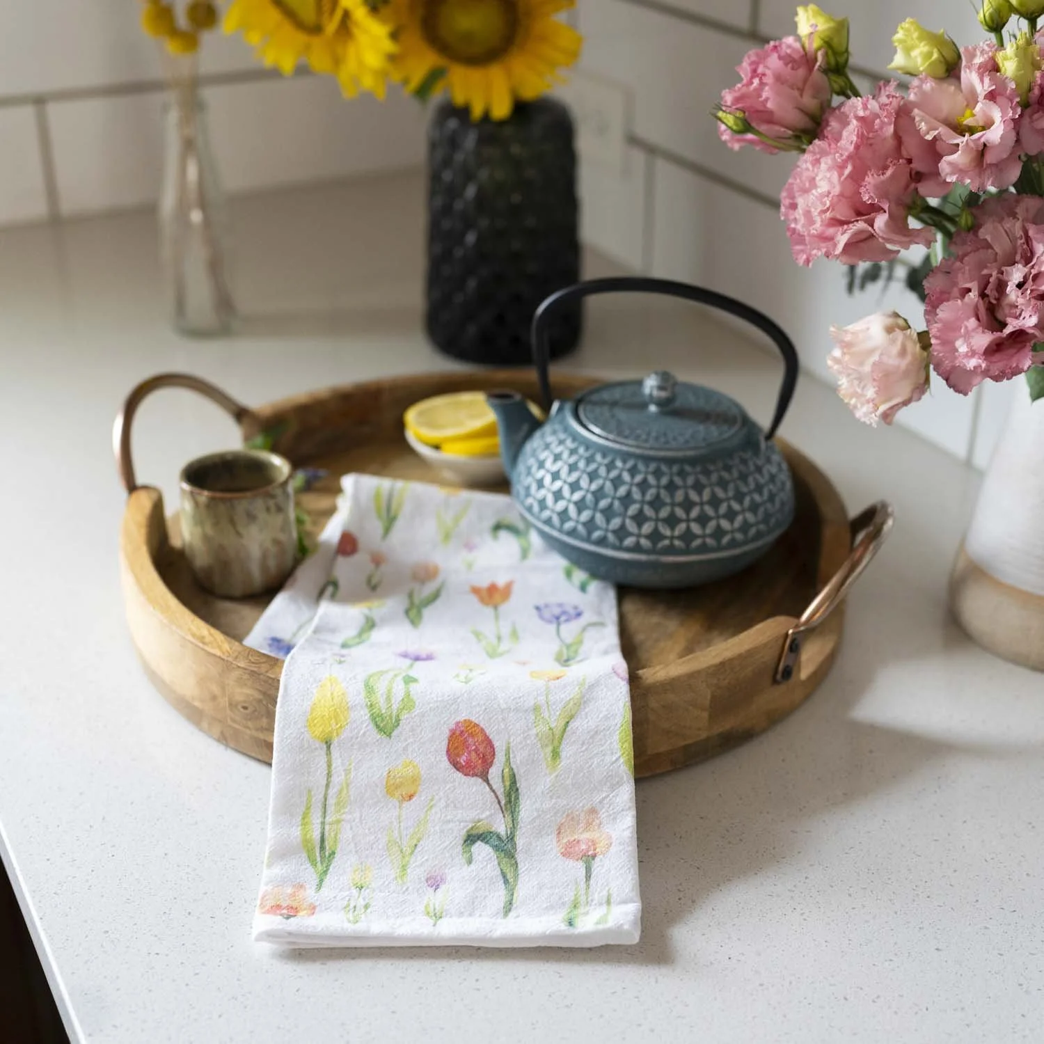 Towels_Tulips_097h_resize.jpg