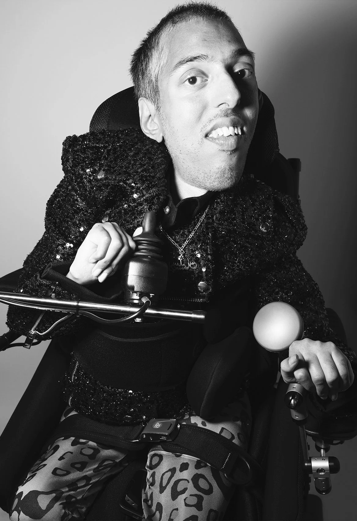 Media Kit — Sulaiman R. Khan – Daringly integrating Disability