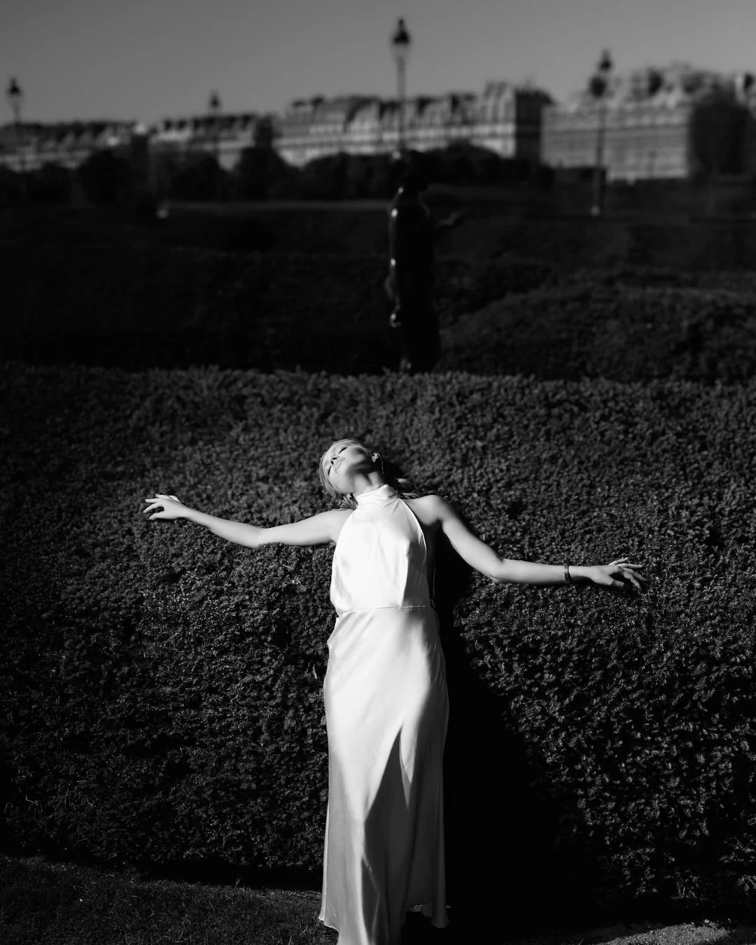 An editorial moment in the Tuileries Garden in Paris⁠
⁠
⁠
@akt.nastya⁠
@picchio_wedding⁠
⁠
⁠
⁠
⁠
#editorialweddingphotographer #editorialwedding #fashionweddingparis #fashionweddingphotographerparis #franceweddingphotographer #frenchweddingphotograph