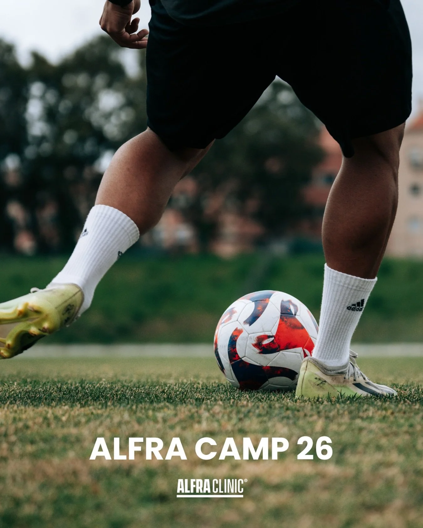 No AlfraCamp o objetivo n&atilde;o &eacute; apenas manter os atletas ativos durante o ver&atilde;o &mdash; &eacute; melhorar o rendimento de forma estruturada, segura e individualizada.

Por isso, cada atleta &eacute; acompanhado atrav&eacute;s de um