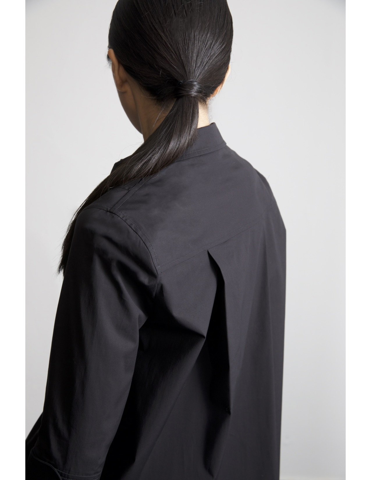ariel black back .jpg