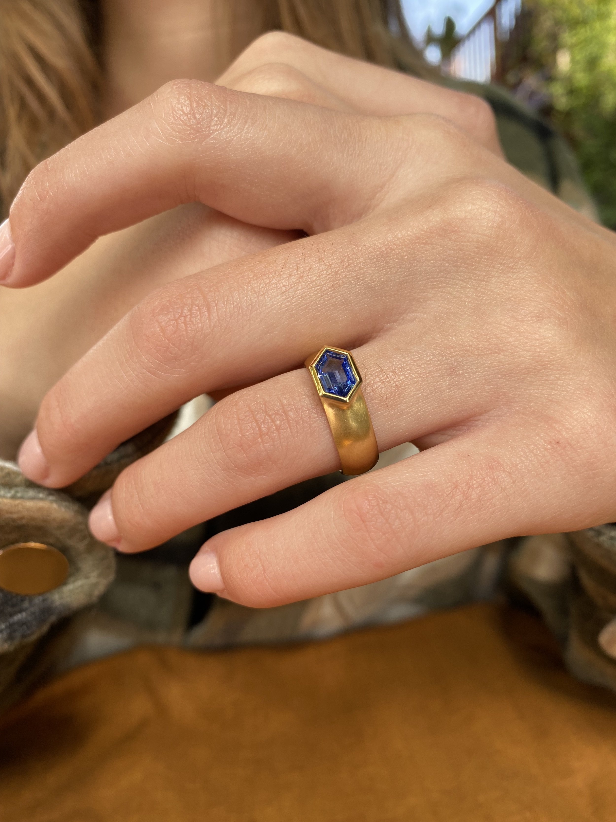 Shop Blue Sapphire Engagement Rings