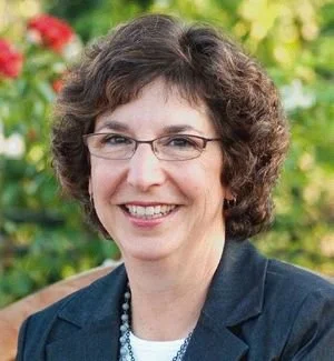 deb-p.jpg