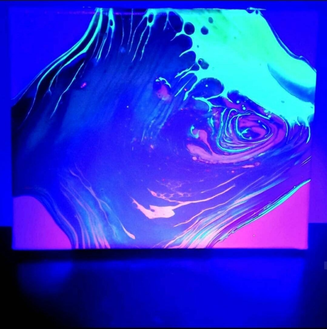 fluorescent sundrop.jpg