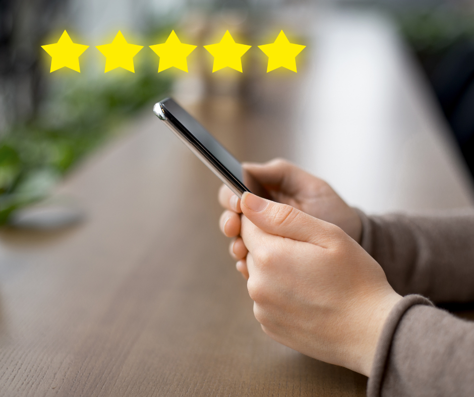 A client leaving a 5 star google review