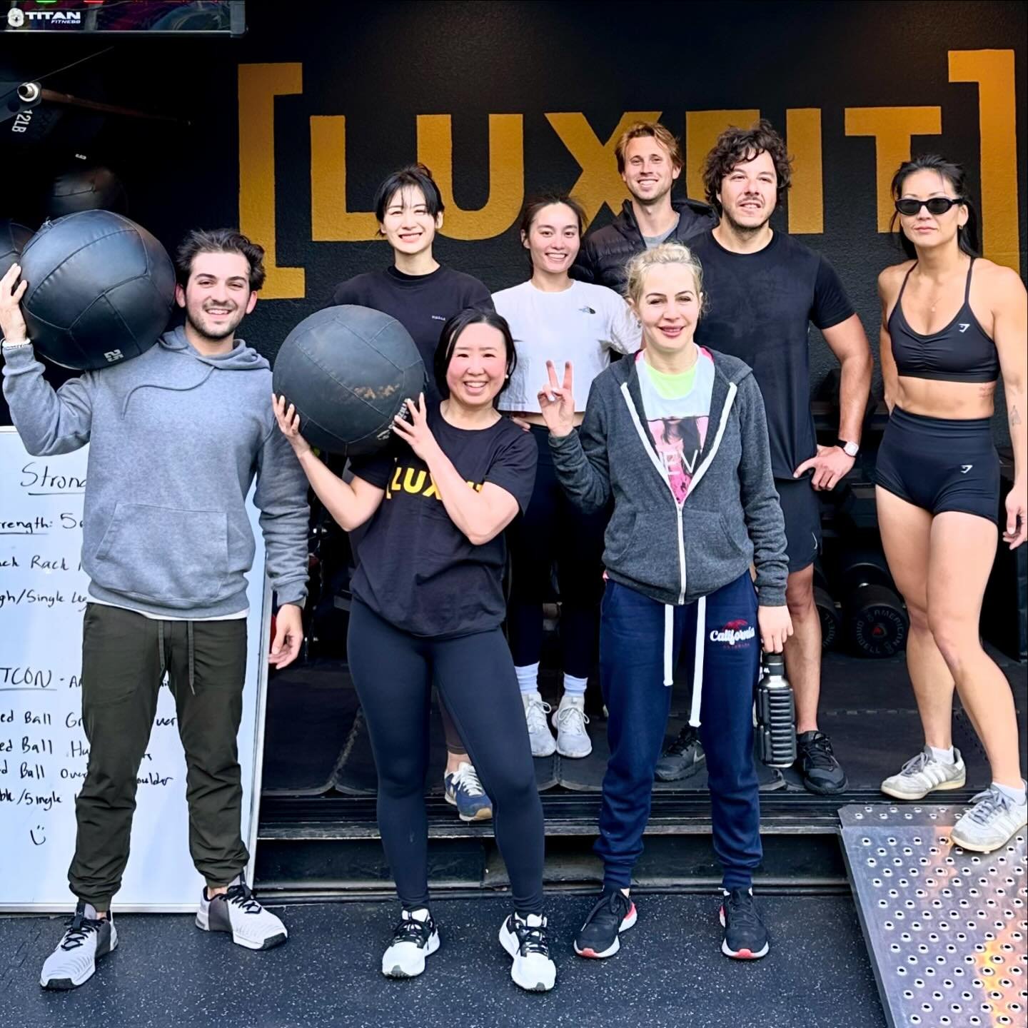 Been coming to StrongFit on Fridays with Coach Nate and always have a great workout and a lot of fun! 💪🏼 

Will miss @luxfitsf when I&rsquo;m solo traveling to China and Thailand for the next three weeks. 

Definitely check out @luxfitsf. My favori