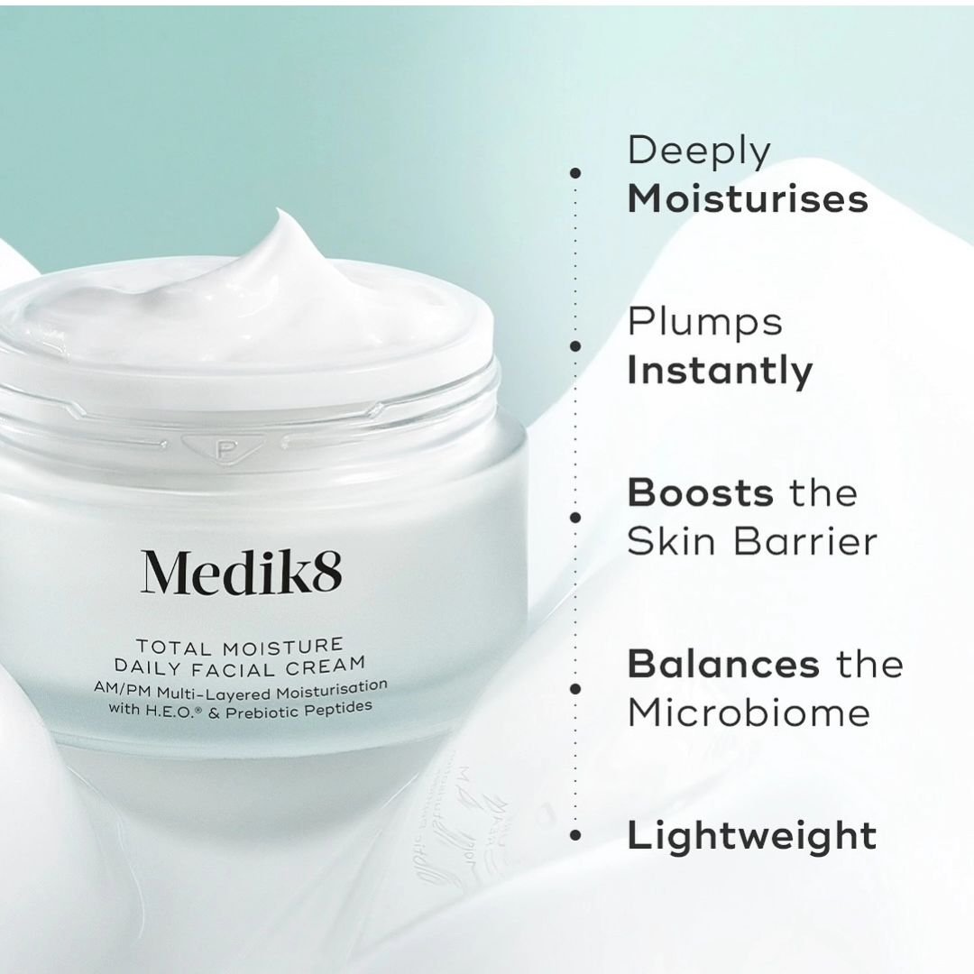 What's in the NEW Total Moisture Cream? 

💧Prebiotic Peptide
Helps to maintain the balance of your skin's microbiome, working to replenish and boost your skin barrier. This supports your skin&rsquo;s natural protective functions against moisture los