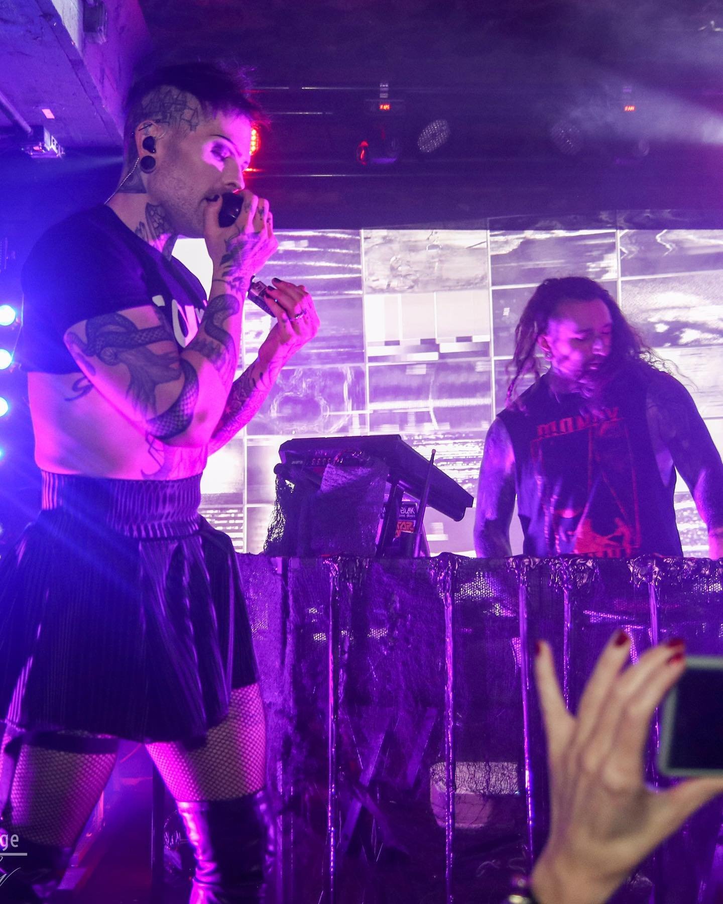 THE AMERICAN DREAM TOUR is roaring away! Catch @morisblak &amp; @dannyblu on the road. Tix 🔗 in b10

5/19 Detroit, MI
5/20 Chicago, IL
5/21 Madison, WI
5/23 Denver, CO
5/24 Salt Lake City, UT
5/25 Boise, ID
5/26 Seattle, WA
5/27 Portland, OR
5/28 Sp