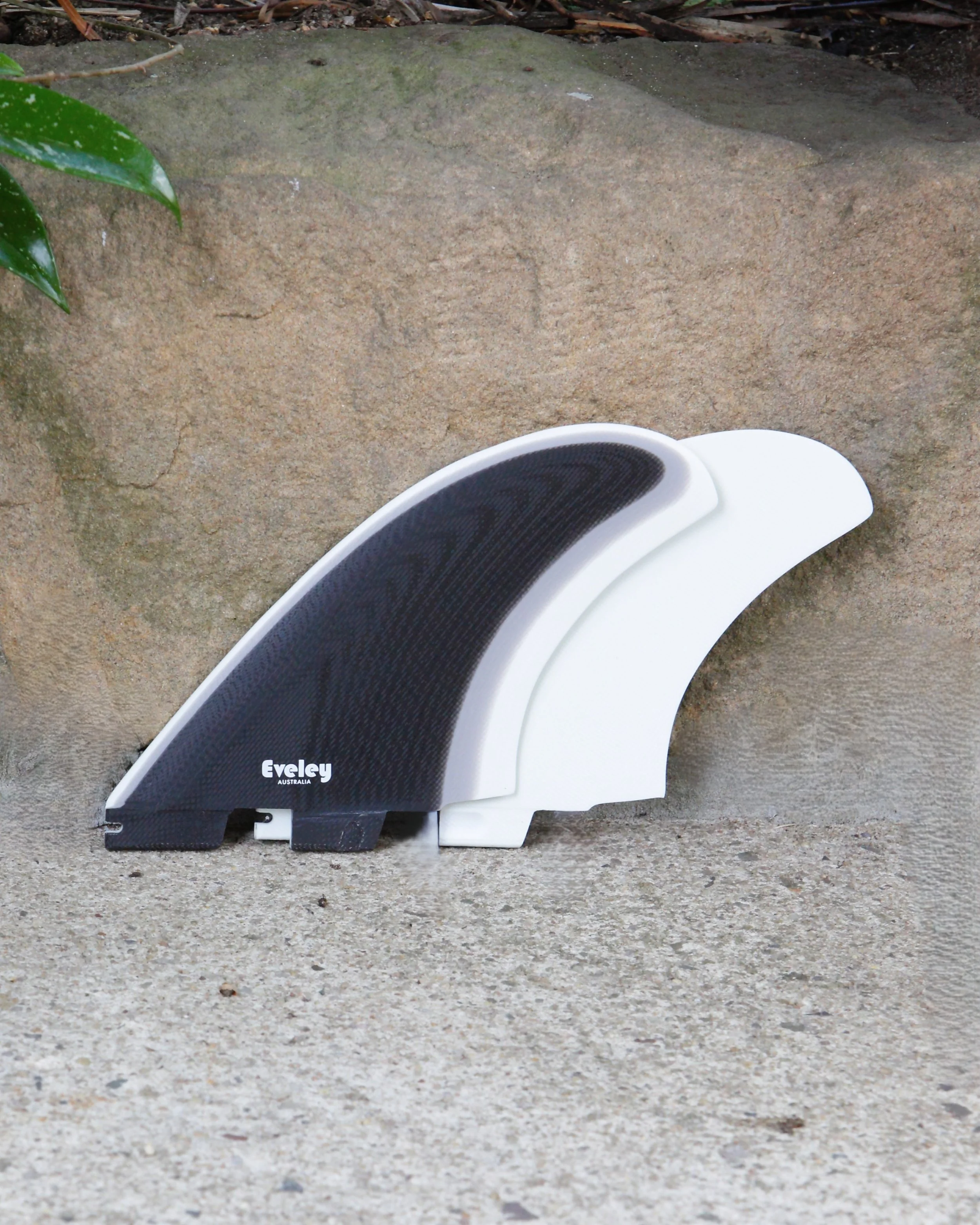 5.4" Xtra Power Twin Fins - FCSII Compatible Black on Ash on White Pro Glass. (2 fins)