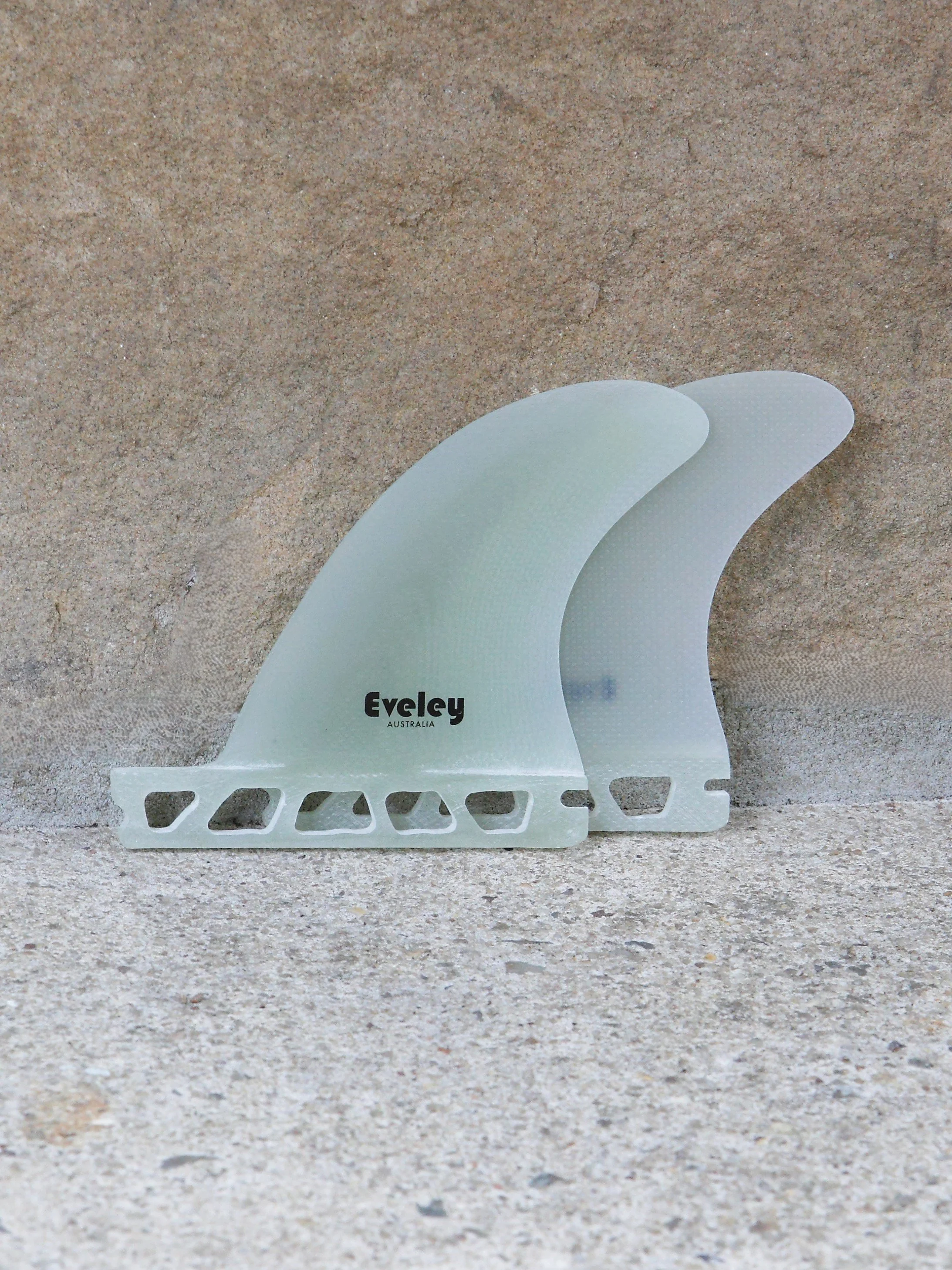 3.7" Classic Side Fins – Natural Pro Glass | Futures Compatible against the rock wall
