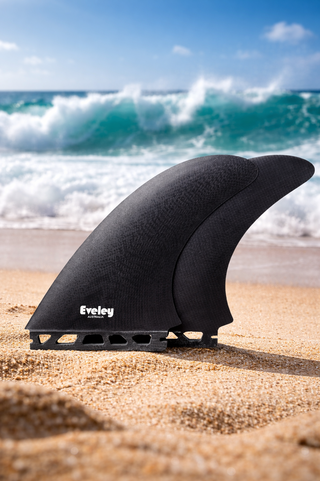5.7" Upright Twin Fins – Black Pro Glass | Futures™ Compatible.