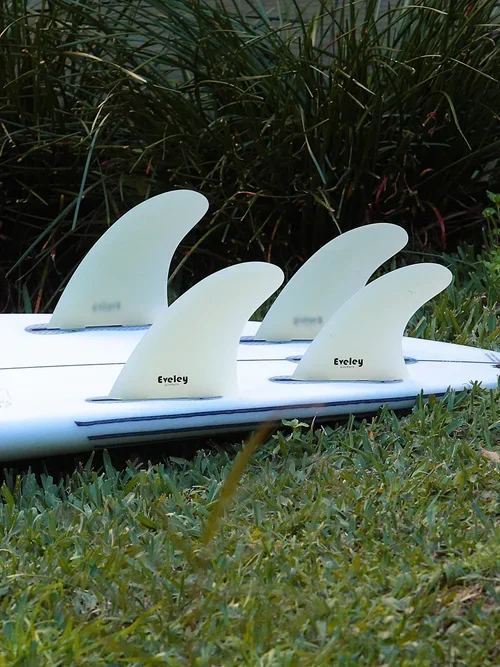 4.3" / 3.8" Freedom Quad Fins – FCS compatible. Natural Pro Glass (4 fins)
